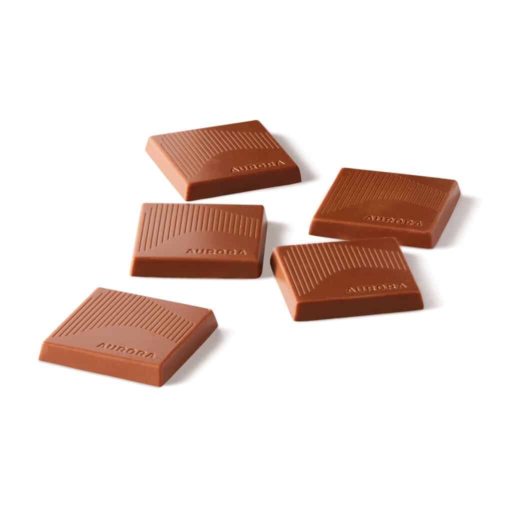Aurora Drift - Sea Salt Caramel Milk Chocolate Squares (5-Pieces) - Image 2